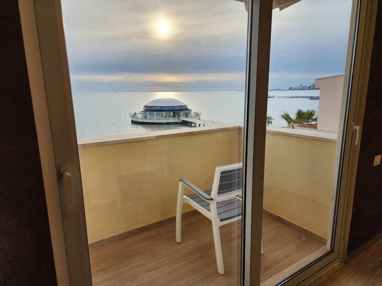 Hotel Maren دراس المظهر الخارجي الصورة